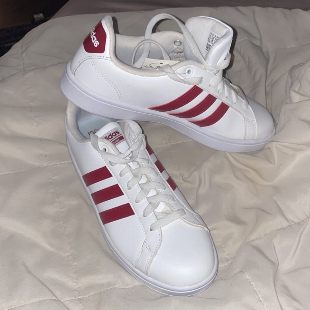 Adidas Tennis Shoes-Mens 9.5 Burgundy And White